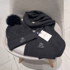 Moncler Caps Scarfs